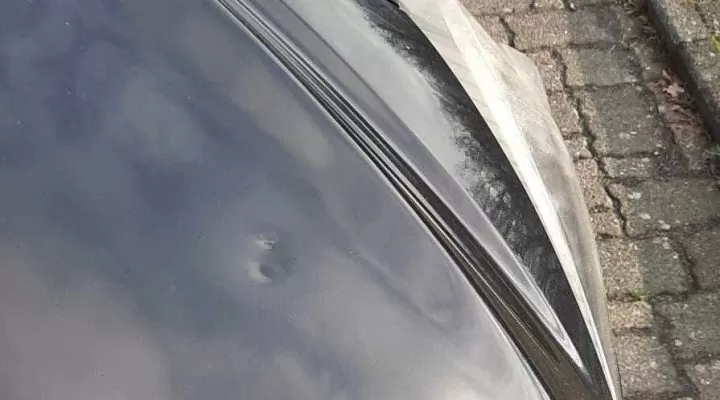 Usuwanie wgnieceń po fajerwerkach