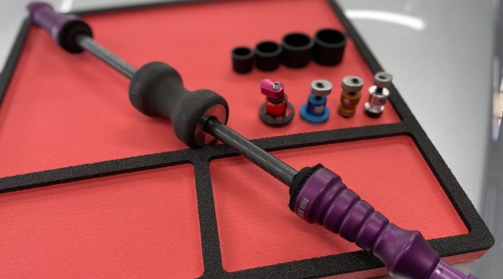 Zestaw młotek i adaptery do zimnego kleju