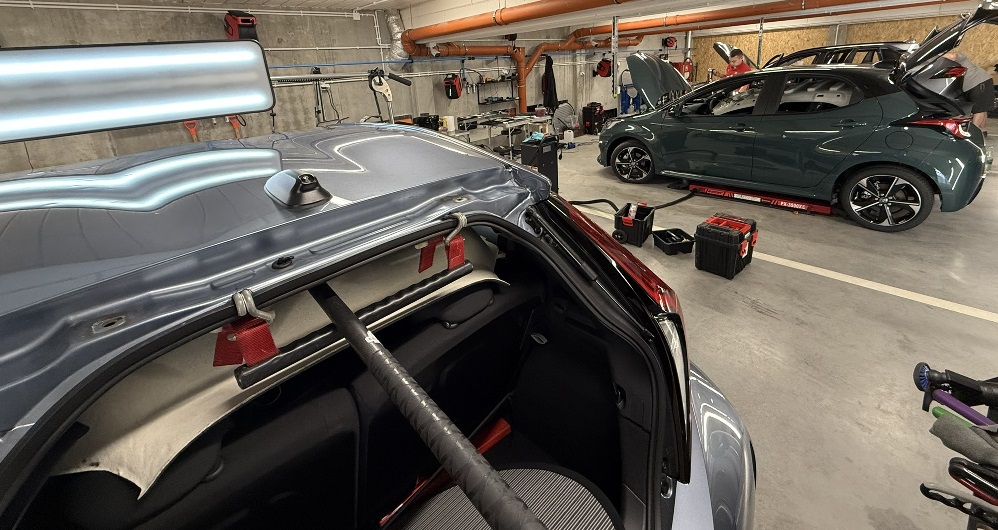 Usuwanie wgnieceń po burzy gradowej